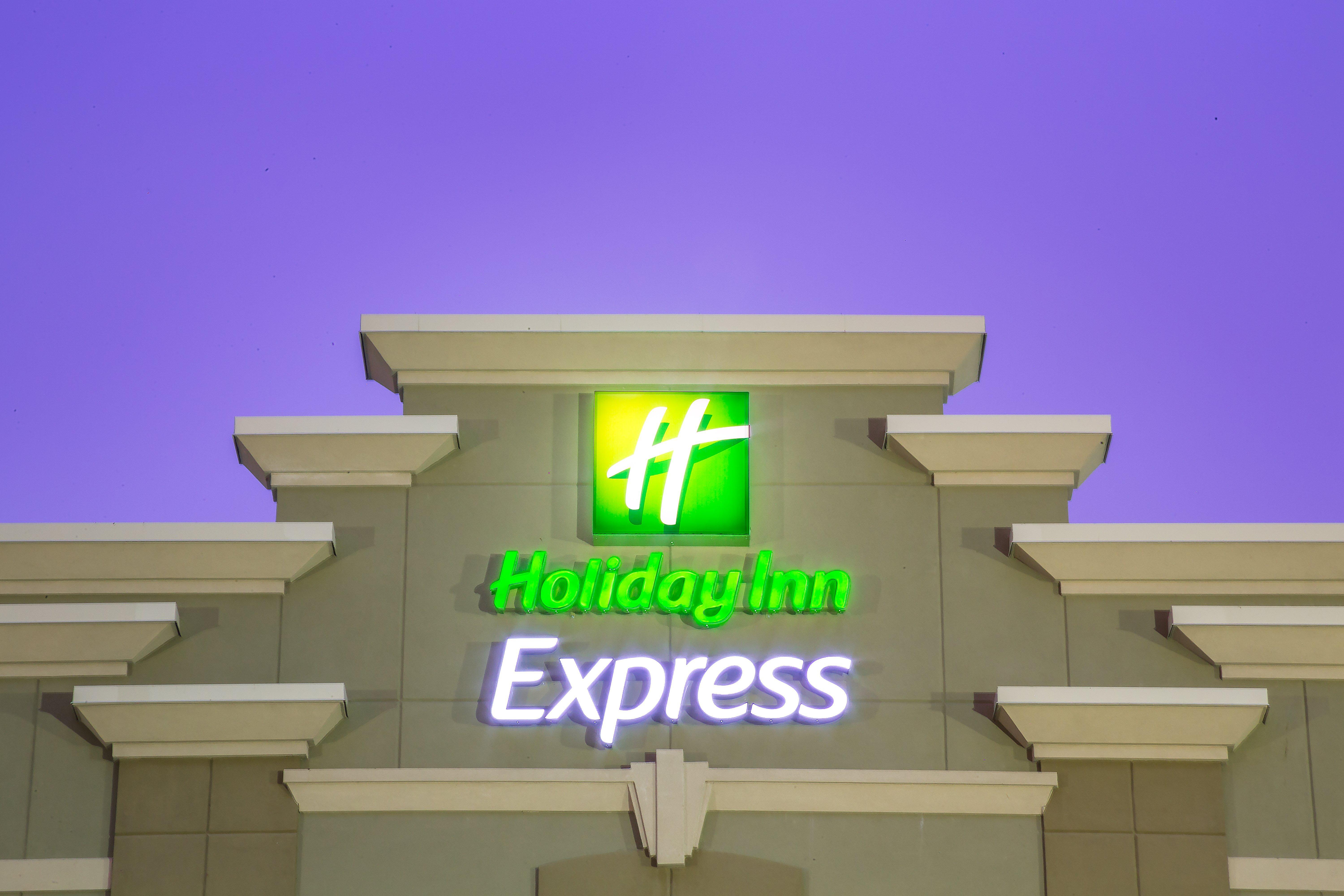 Holiday Inn Express Layton - I-15, An Ihg Hotel Exterior foto